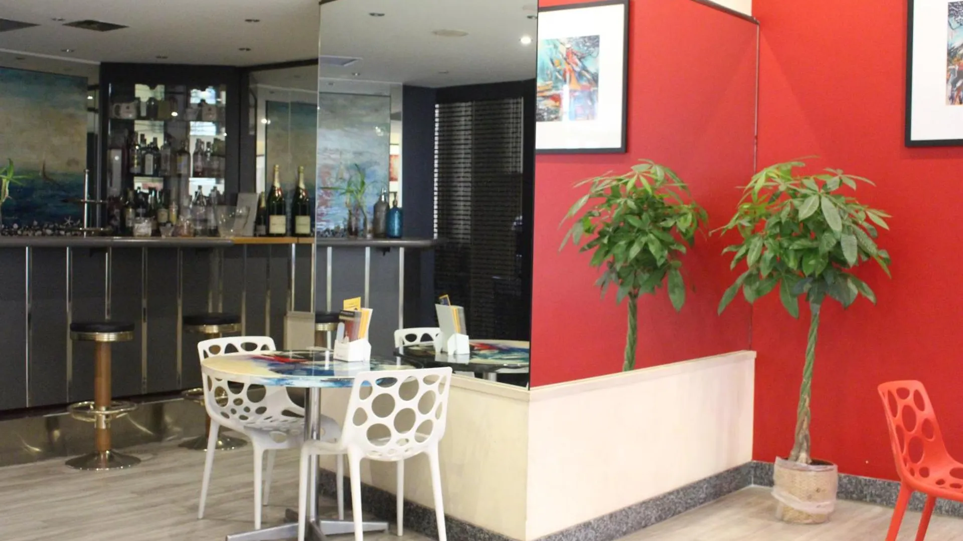 ***  Club Hotel Milan Italy